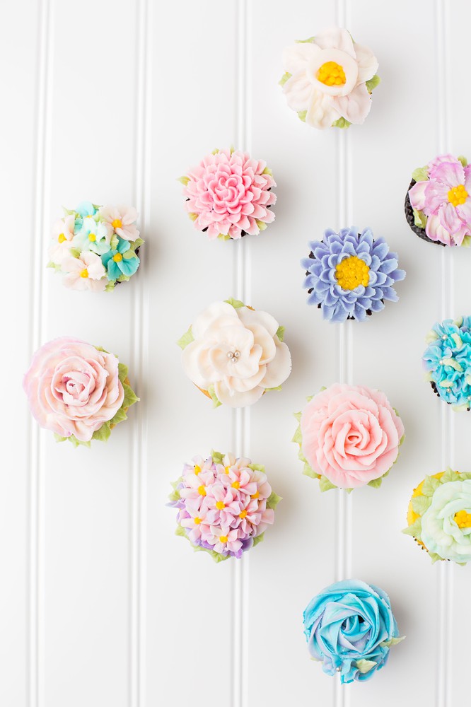 Springing into Flower Cupcakes