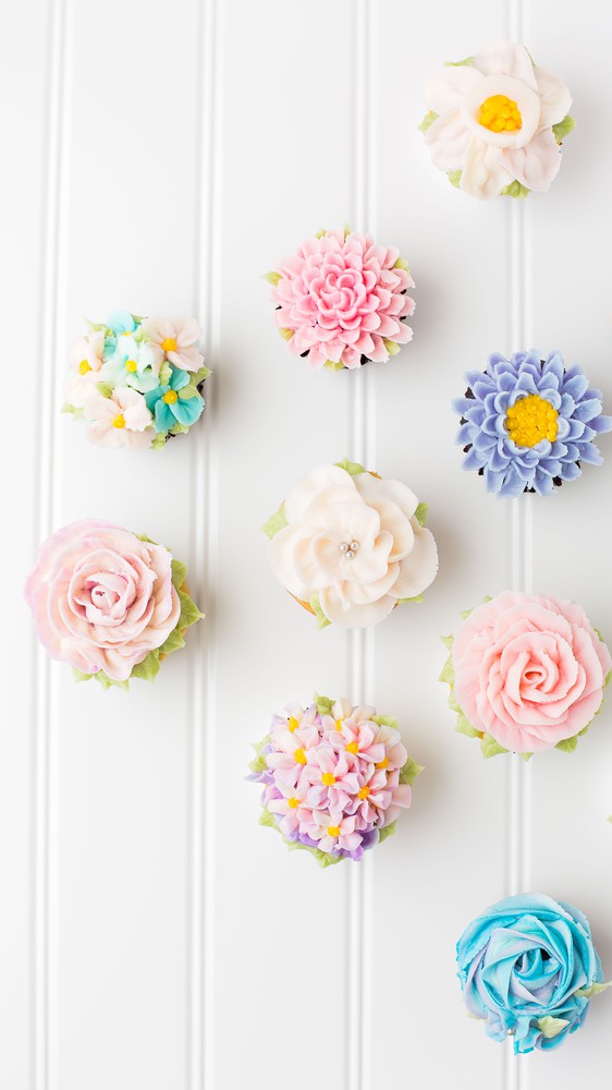 Springing into Flower Cupcakes